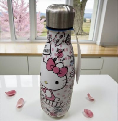 صورة زمزمية حافظة حرارة بتصميم شخصية هيلو كيتي